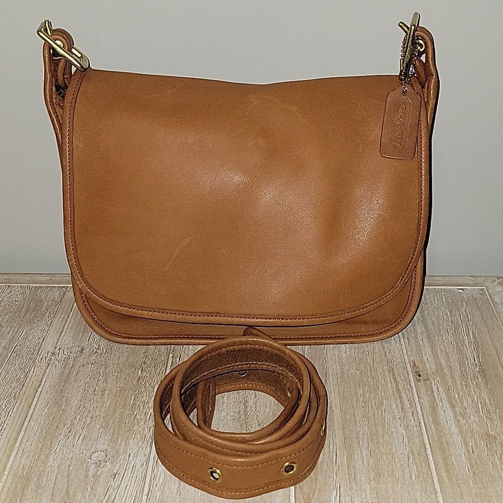 EUC Vintage Coach Patricia’s Legacy Bag #9951 in British Tan